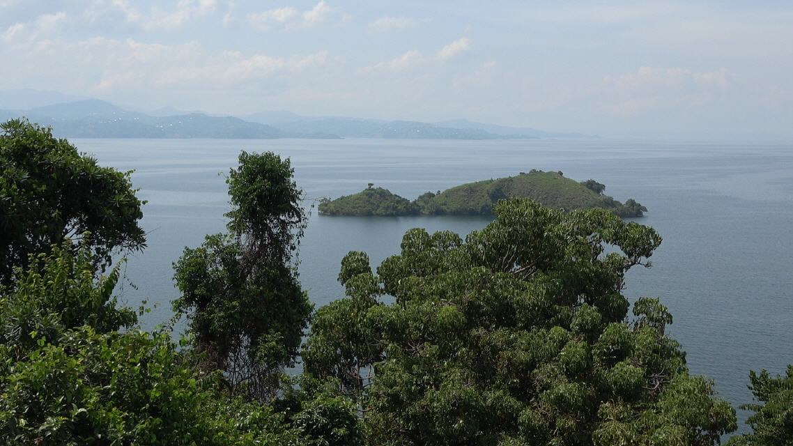 Lake Kivu mit unzähligen Inseln