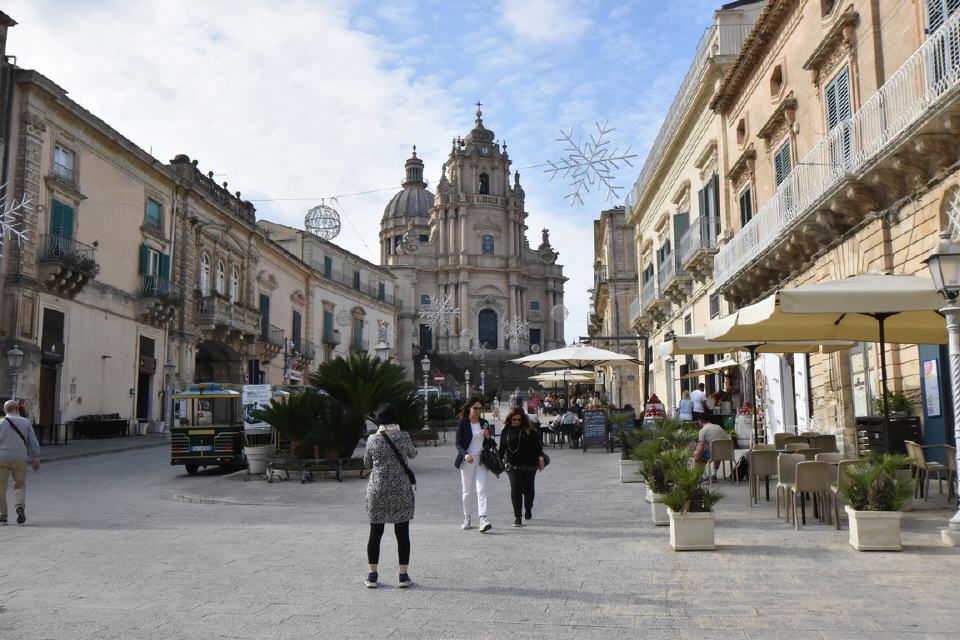 Spaziergang durch das historische Ragusa